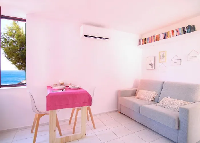 Apartment Muralla Roja 0507